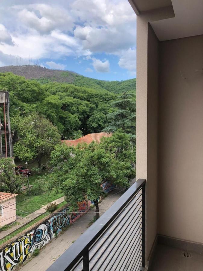 Departamento Equipado En Mejor Zona Del Centro De Salta Apartment Luaran gambar