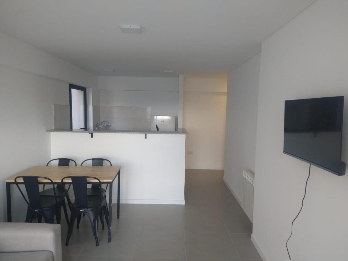 Departamento Equipado En Mejor Zona Del Centro De Salta Apartment Luaran gambar
